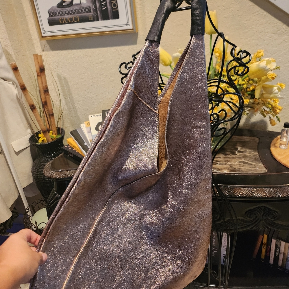 IRIDESCENT LEATHER BAG - Picture 6 of 7